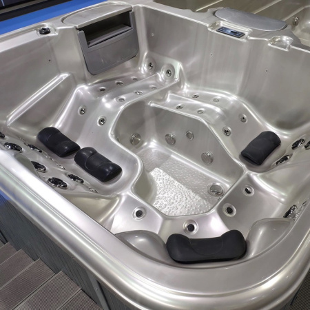 Готовый СПА бассейн с противотоком Bigeer Леоне